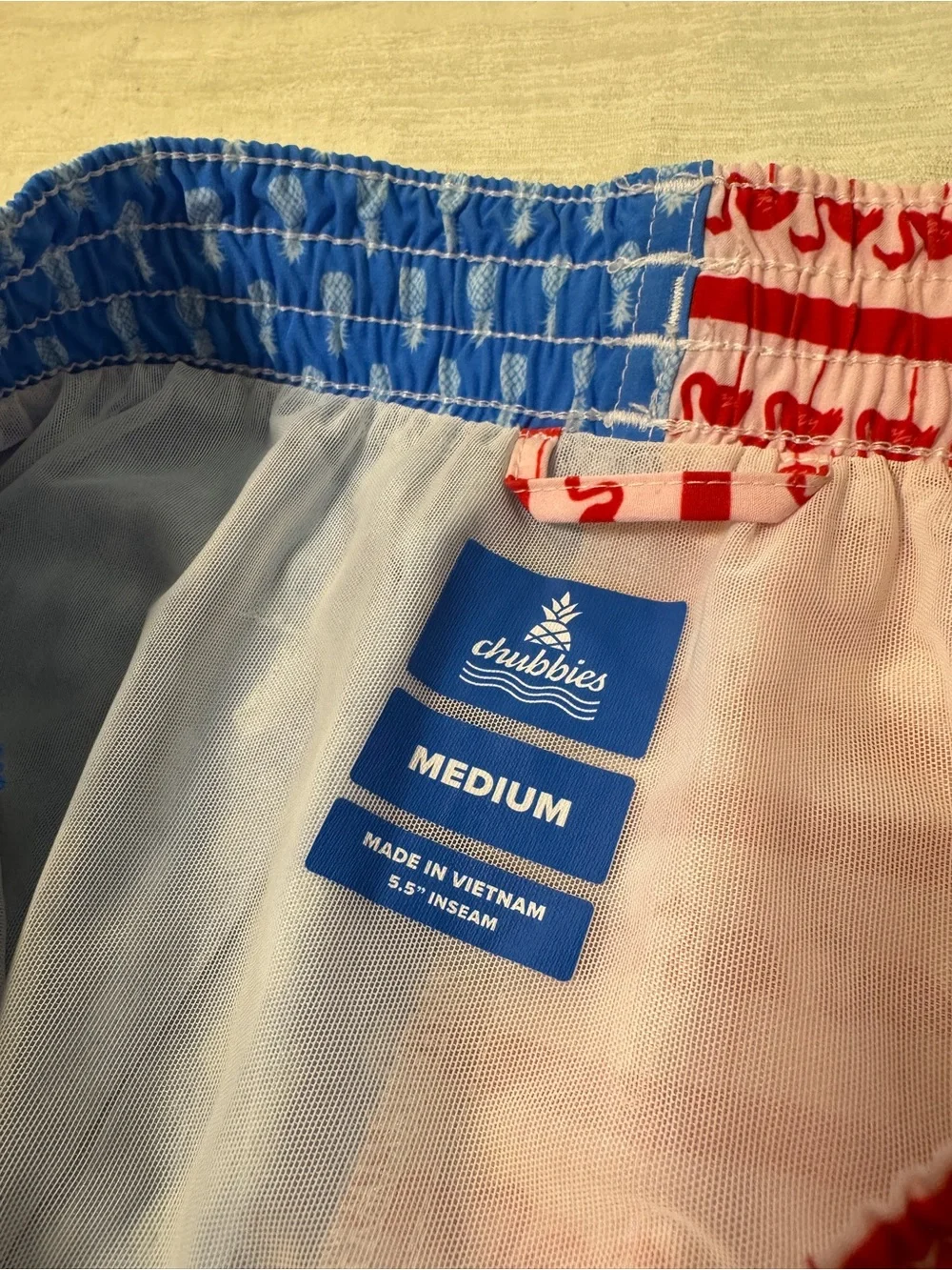 Chubbies Men’s Medium Fruited Plains Flamingo Swim Trunks American Patriotic